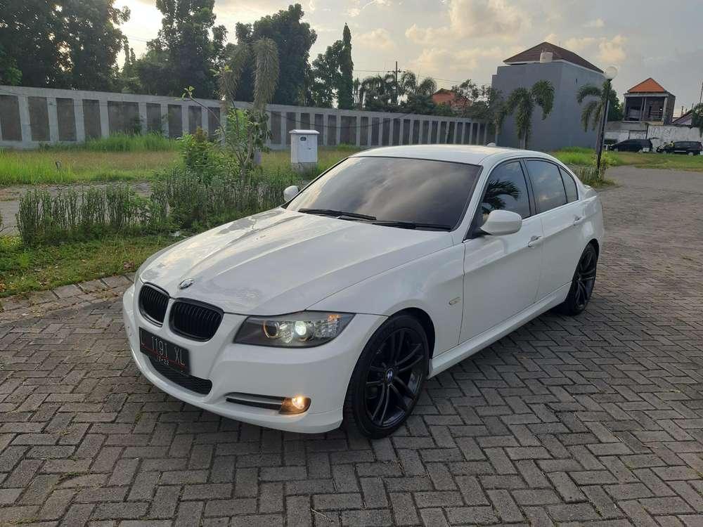 BMW E90 Alpine White